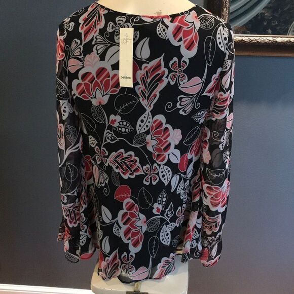 Ann Taylor LOFT black/red/white sheer lined top - Picture 5 of 6